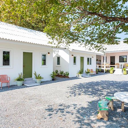 Vawa Guesthouse Kancsanaburi Kültér fotó